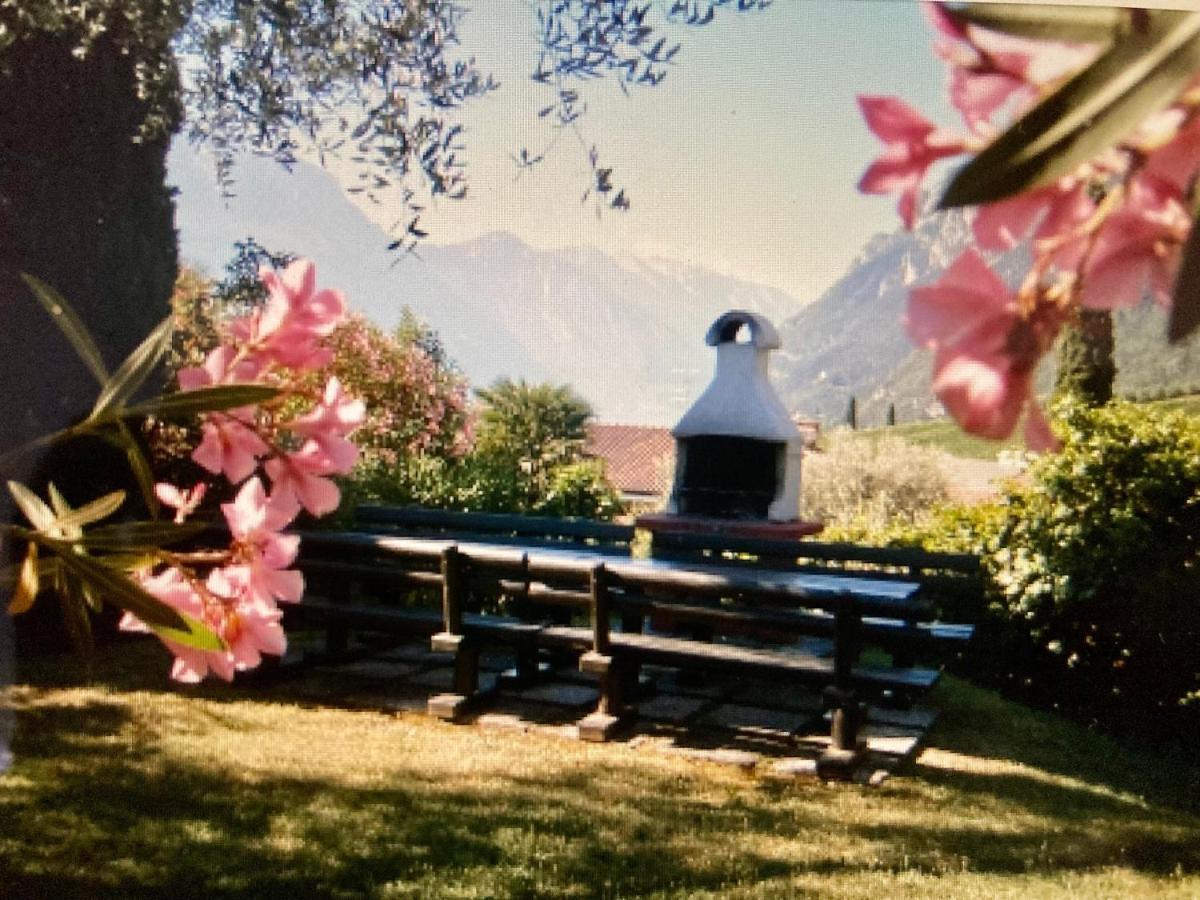 Appartamento Peppino Mit Seeblick Und Pool Riva del Garda Exterior foto