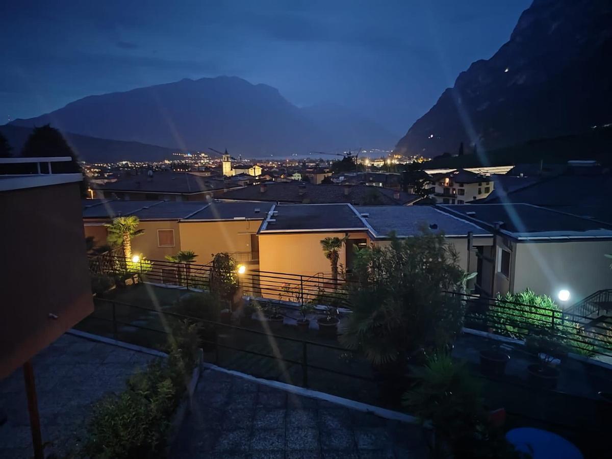 Appartamento Peppino Mit Seeblick Und Pool Riva del Garda Exterior foto