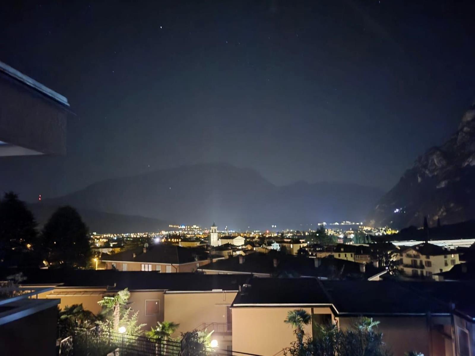 Appartamento Peppino Mit Seeblick Und Pool Riva del Garda Exterior foto